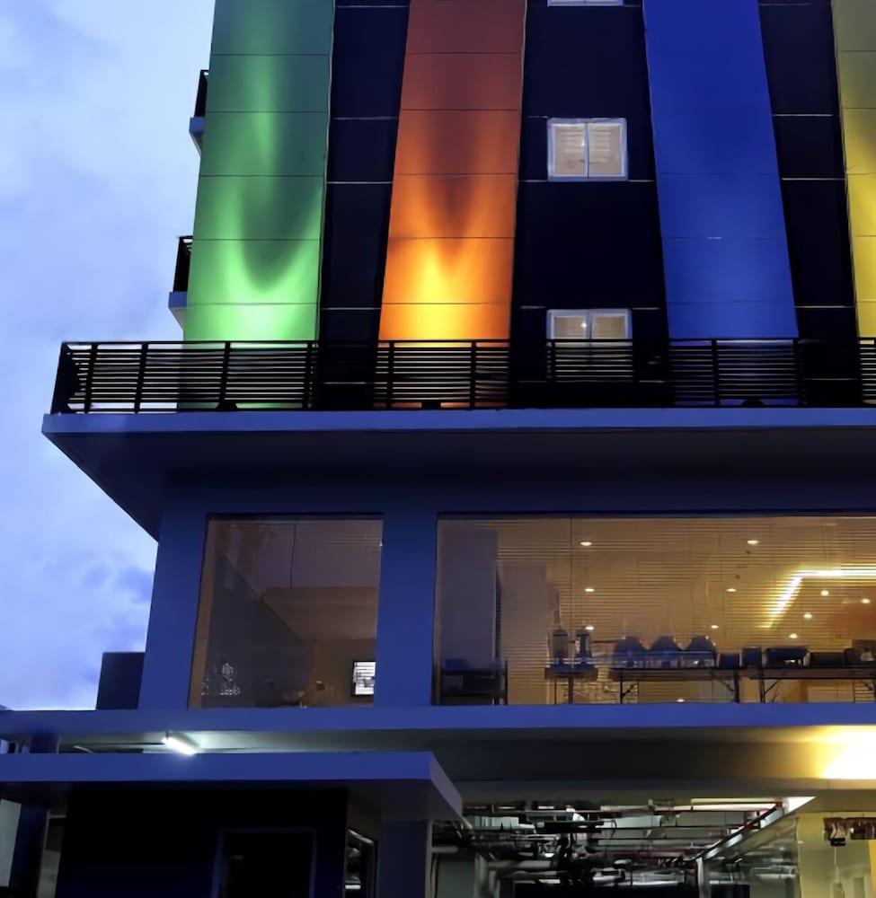 Amaris Hotel Panakkukang Makasar Zewnętrze zdjęcie