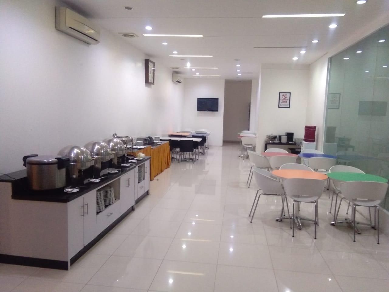 Amaris Hotel Panakkukang Makasar Zewnętrze zdjęcie